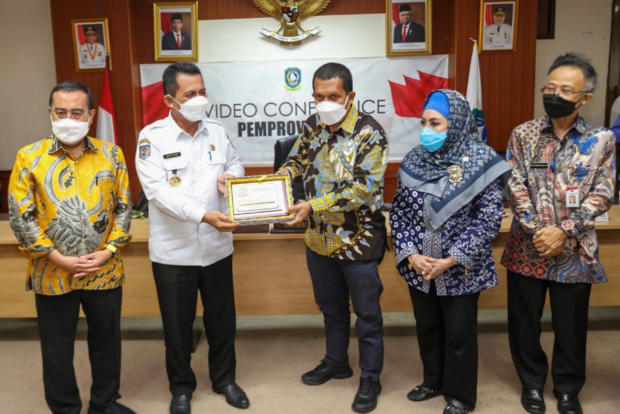 Bersama Timwas PPMI DPR RI, Gubernur Kepri Pimpin Rapat Penanganan PMI
