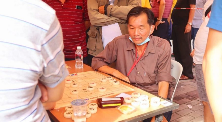 Legislator Cen Sui Lan Bangga Ajak Kaum Muda Menggenal Olahraga Xiangqi