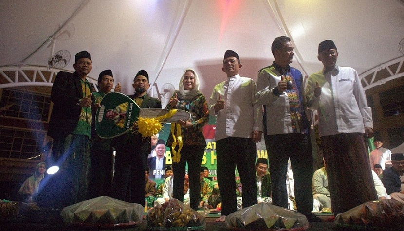Cen Sui Lan Bantu Ambulans dan Bedah Rumah Untuk NU Batam