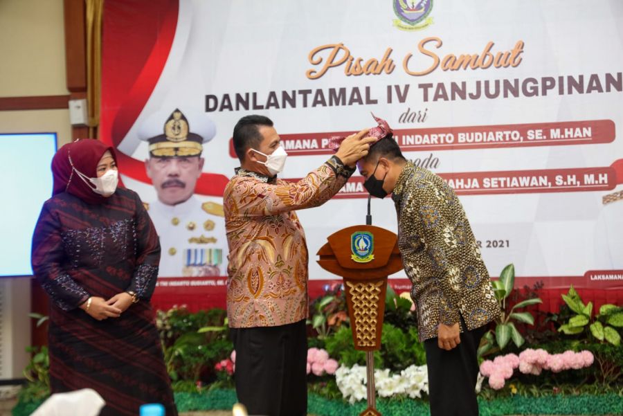 Gubernur Kepri Ansar Ahmad Beri Apresiasi Lantamal IV Saat Hadiri Acara Pisah Sambut Danlantama