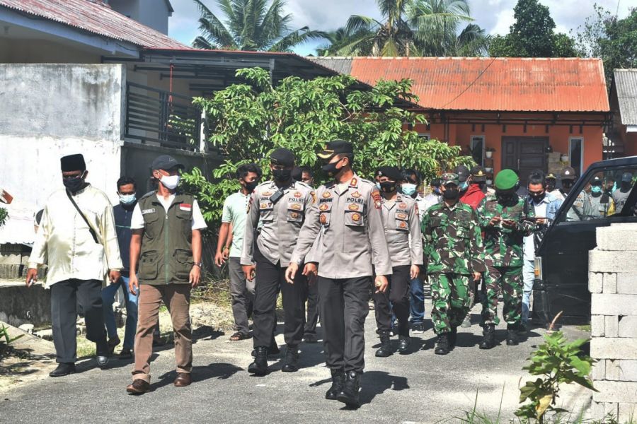 Kapolres Bintan Cek Posko PPKM Dan Lokasi Isolasi Mandiri Warga Terpapar Covid 19