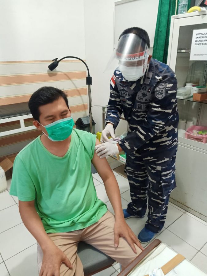 Pelaksanaan Vaksinasi Covid 19 Di Natuna Dipercayakan Kepada  Lanal Ranai