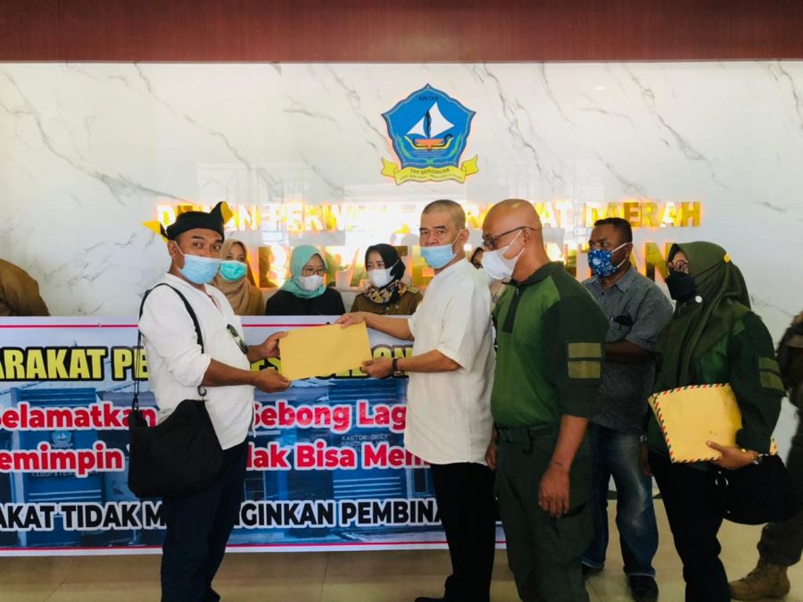 Pemerintah Kabupaten Bintan Terkesan Lamban Sikapi Permasalahan Kades Sebong Lagoi