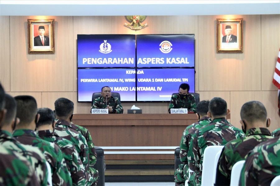 Perwira TNI AL Tanjungpinang Dapatkan Pengarahan Dari Aspers Kasal