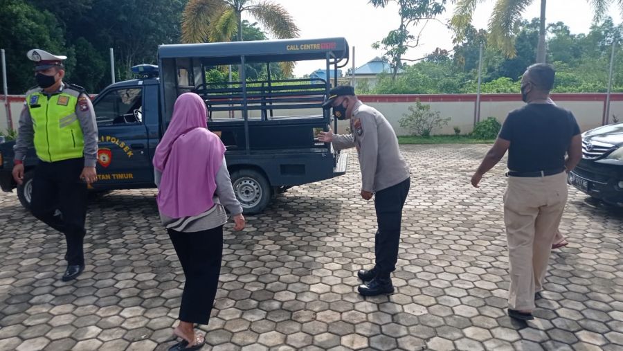 Warga Terkendala Hadir Mau Vaksin, Polsek Bintan Timur Siap Antar Jemput